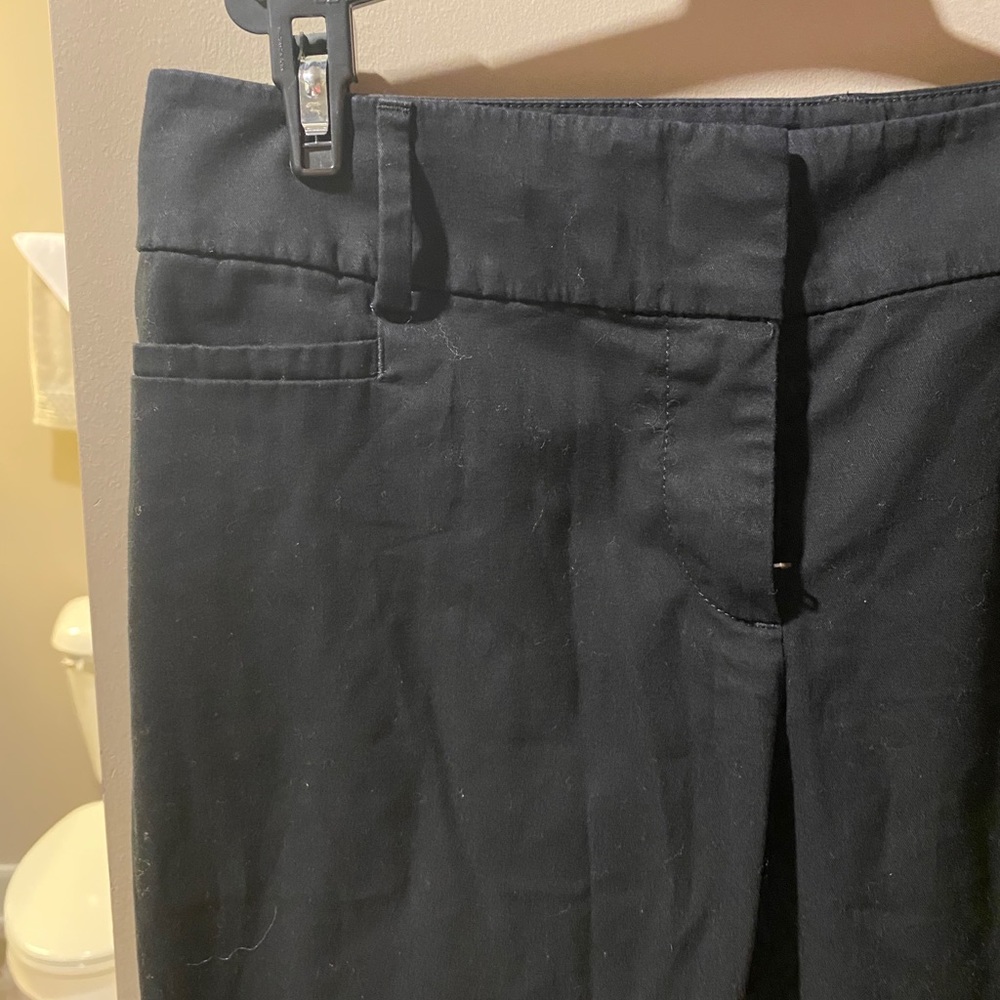 Black pants / slacks